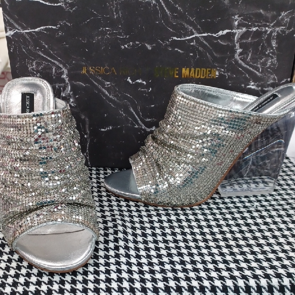 Jessica Rich/Steve Madden Adrienne Metal Mesh Acrylic Heel NIB